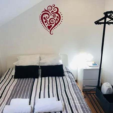 Lisbonrooms4u (adults Only) 3* Lisbon