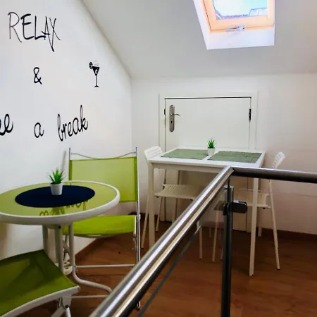 Lisbonrooms4u (adults Only) 3* Lisbon