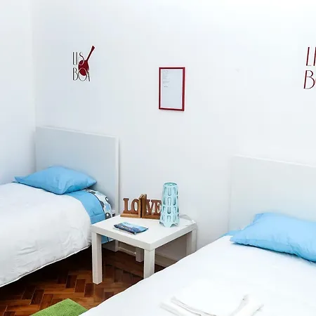 Гостевой дом Lisbonrooms4u (adults Only)