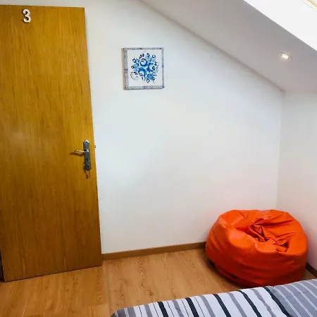 Гостевой дом Lisbonrooms4u (adults Only) Лиссабон
