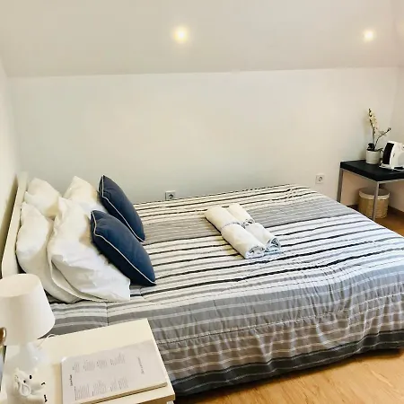 Lisbonrooms4u (adults Only) 3*